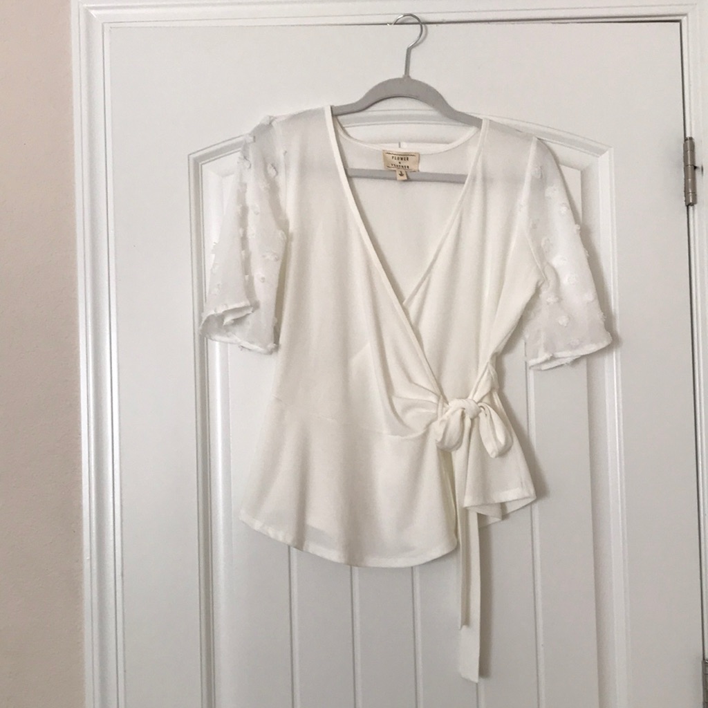 Small Wrap Top